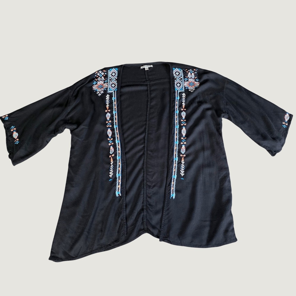 American Eagle Womens XS S Black Embroidered Kimono Open Front Boho Cardigan